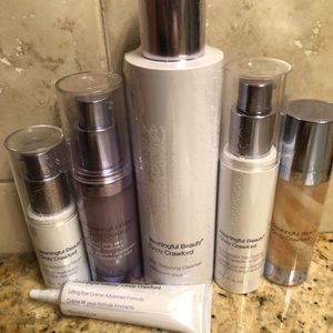 Meaningful Beauty by Cindy Crawford (new/sealed)